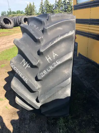 Used Tractor Tires, Tubes, Rims, Wheel Weights, and Chains o 800/70/R38 Goodyear o 600/65 R38 Contin...