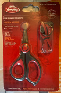 Berkley XCD 5.5in Scissors cuts braid