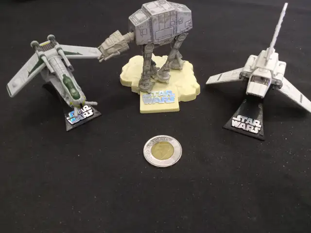 STAR WARS in Arts & Collectibles in Belleville - Image 2