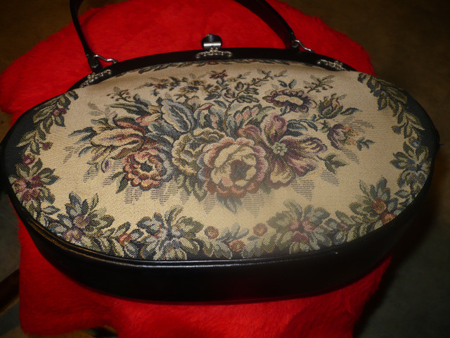 Sac à main en toile pour femme de marque  ''La Marquise'' Italie in Women's - Bags & Wallets in City of Montréal - Image 2