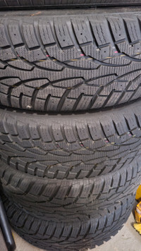 205/65R16 Tires & Rims - Hyundai Kona