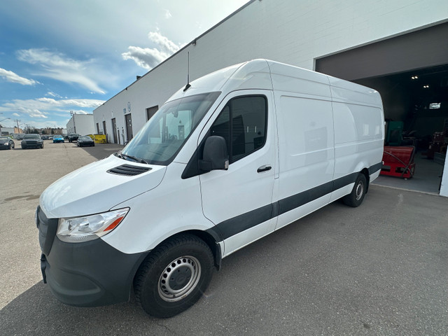 Mercedes Sprinter 2500 170” in Cars & Trucks in Calgary - Image 3