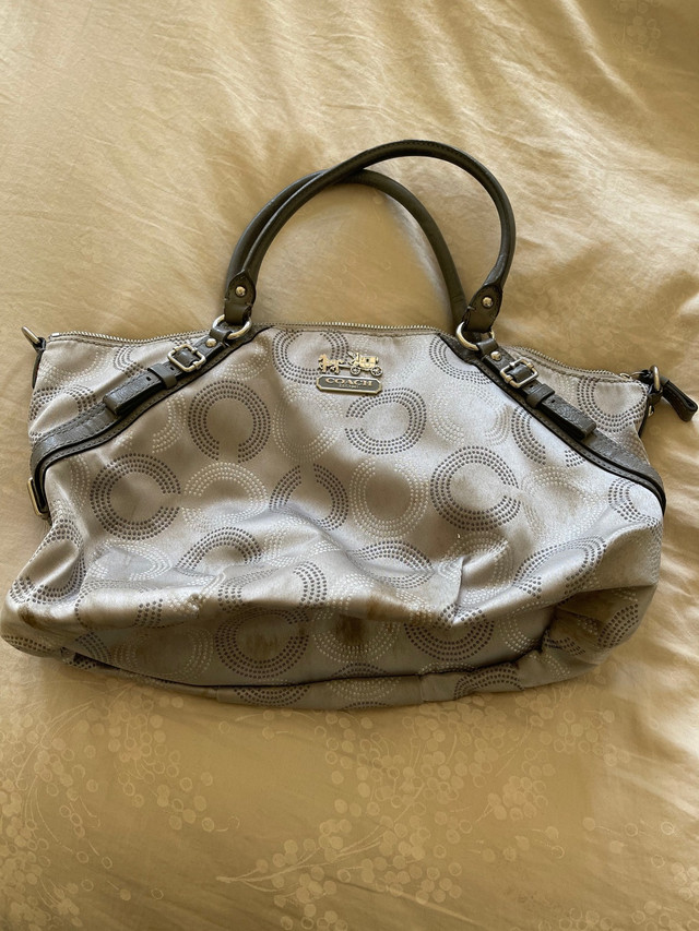 Coach purse in Women's - Bags & Wallets in Truro