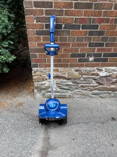 Snow Joe Electric Snow Shovel- Great Condition, View more