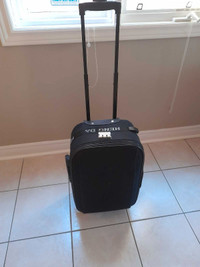 small carry on luggage(17x13x8 inches)