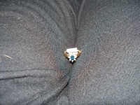 Ladies Sapphire/diamond ring