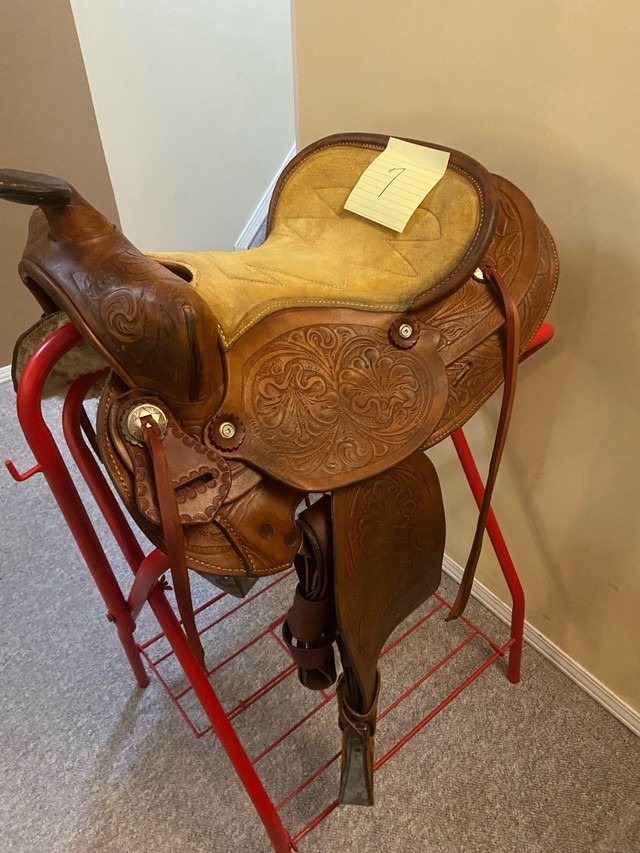 All purpose Western Saddle in Equestrian & Livestock Accessories in Edmonton