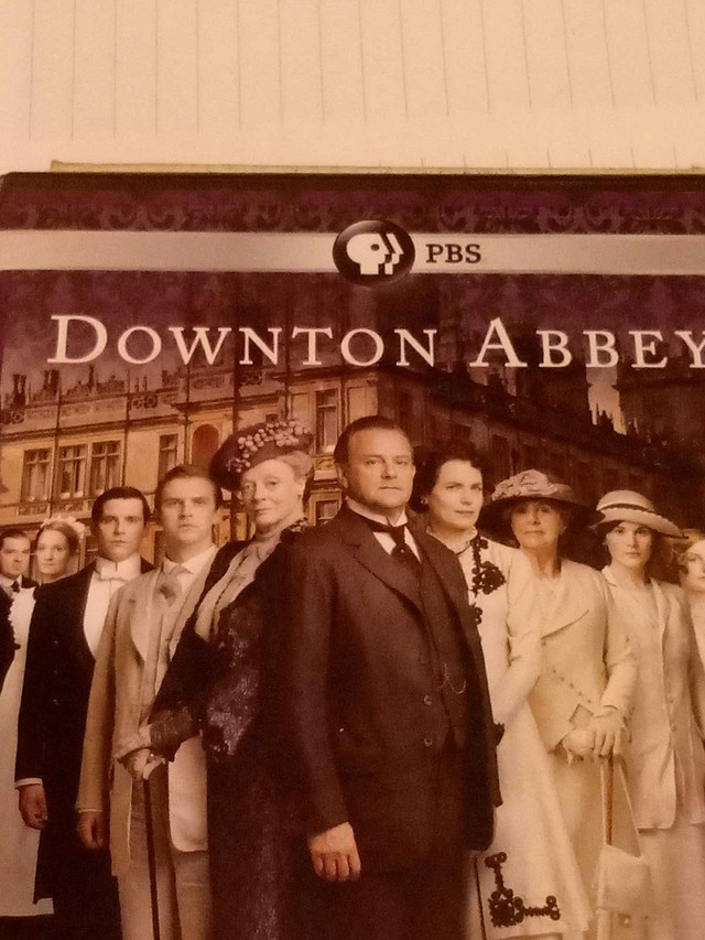 DVD - Downtown Abbey - Season 1 + 2 - 6 disc in CDs, DVDs & Blu-ray in Calgary - Image 3
