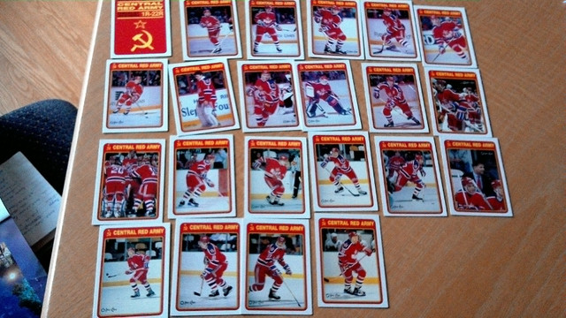 Carte Hockey Série  22 cartes O-Pee-Chee 1990-91 Armée Rouge4351 dans Art et objets de collection  à Laval/Rive Nord