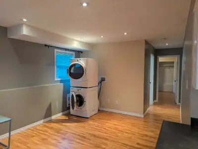 Located in a desired neighborhood, This one bedroom rental includes 24/7 outdoor surveillance utilit...