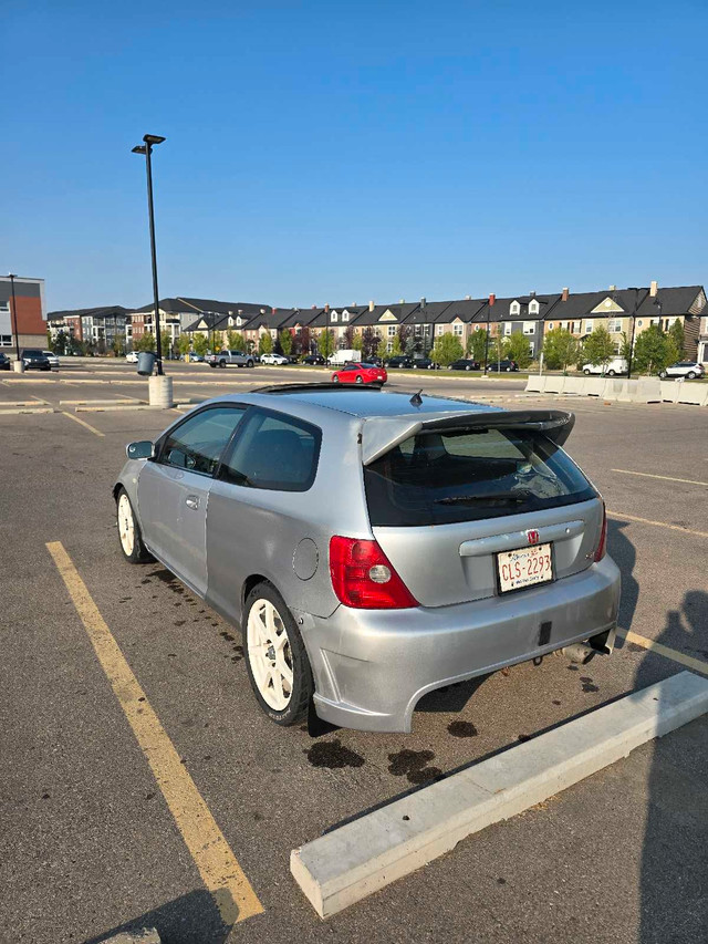 2002 Honda civic sir in Cars & Trucks in Calgary - Image 4