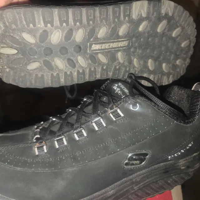 Skechers Women's Shape-Ups in Women's - Shoes in Banff / Canmore - Image 4