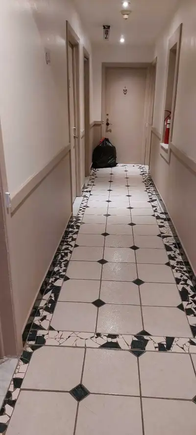 1  1/2  près du metro jarry