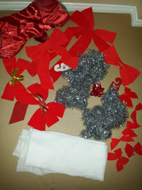 Red Bows, Silver Garland, Red Stocking, Snow, Garlands ...more