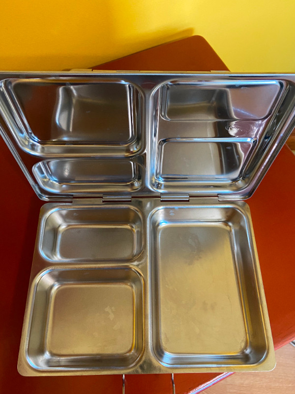 Like New Two PlanetBox Stainless Steel Lunch Boxes in Other in Oshawa / Durham Region - Image 2
