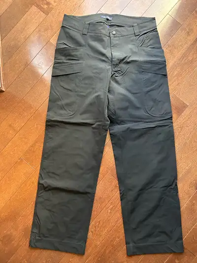 Arc’teryx softshell men’s hiking cargo pants 32, View more