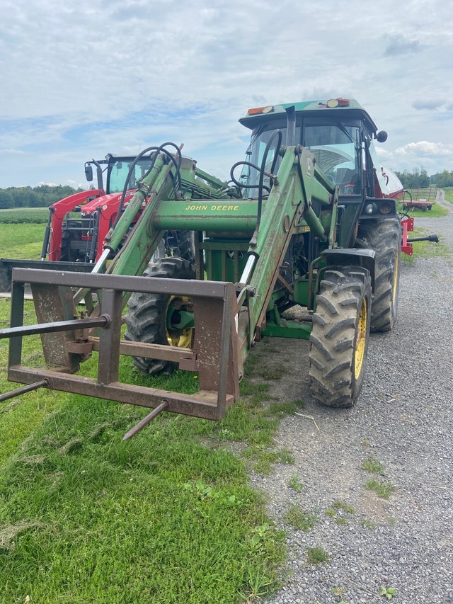 John Deere 2555 loader tractor Farming Equipment Ottawa Kijiji