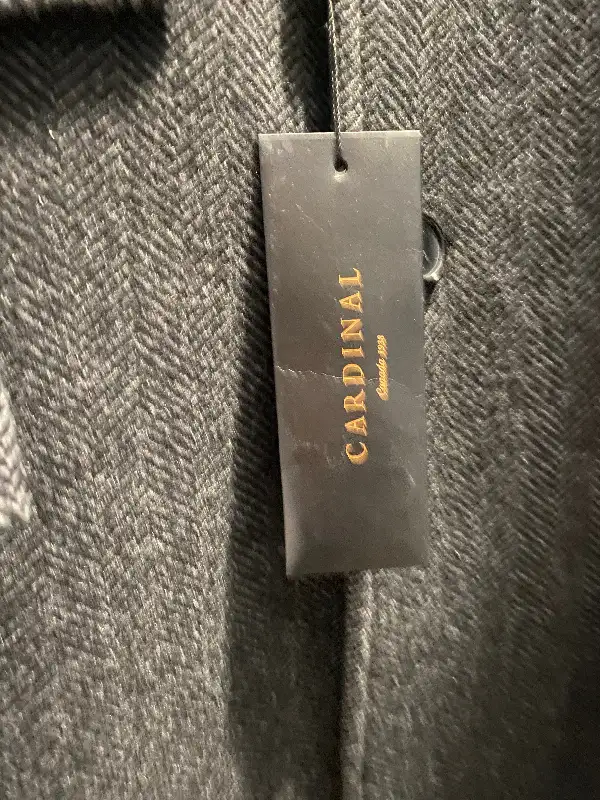 Men Winter wool coat (Cardinal) brand new never used in Women's - Tops & Outerwear in City of Montréal - Image 6