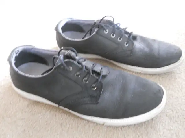 Men's running, casual and dress shoes in Men's Shoes in Oshawa / Durham Region - Image 2