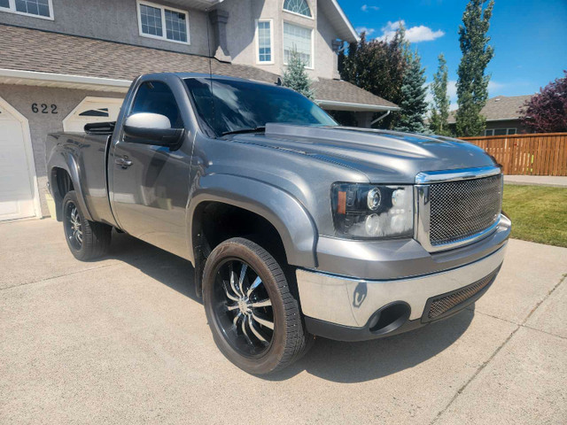 2008 GMC 1500 Sierra Sport Shortbox in Cars & Trucks in Lethbridge - Image 3