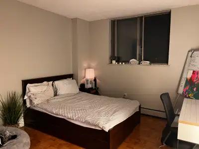 Hello!!!*PLEASE READ THIS* I’m looking for a LEASE TAKEOVER for my room for the Fall term (September...