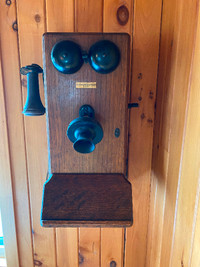1920’s  Antique wall phone/ Téléphone Antique