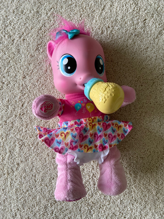 My Little Pony 12” So Soft Pinkie Pie Walking Talking Newborn in Toys in Winnipeg - Image 2