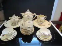 ROYALE, Limoges France Tea Set for 6, Pattern #14324