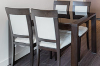 Extendable Dining Table with 4 Chairs
