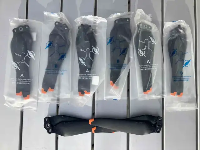 ✳︎DJI Mavic 3 Cine  Premium combo with RC Pro and fly more kit✳︎ in Cameras & Camcorders in Whitehorse - Image 8