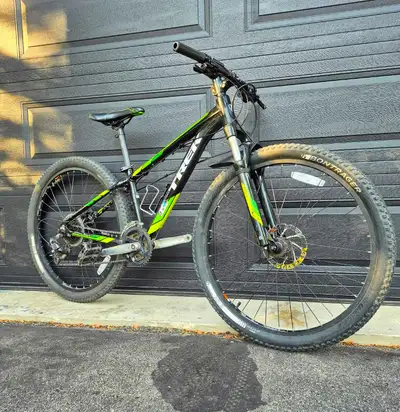 Trek Marlin 6 Mountain Bike - Size XS (13.5"Frame/27.5"Wheels), View more