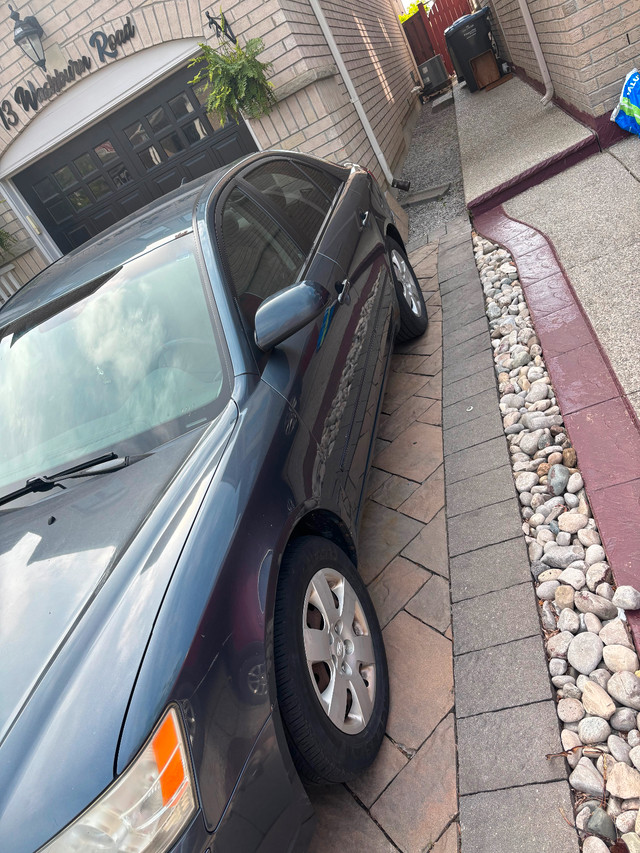 2009 Hyundai sonata used for sale as is in Cars & Trucks in Mississauga / Peel Region - Image 2