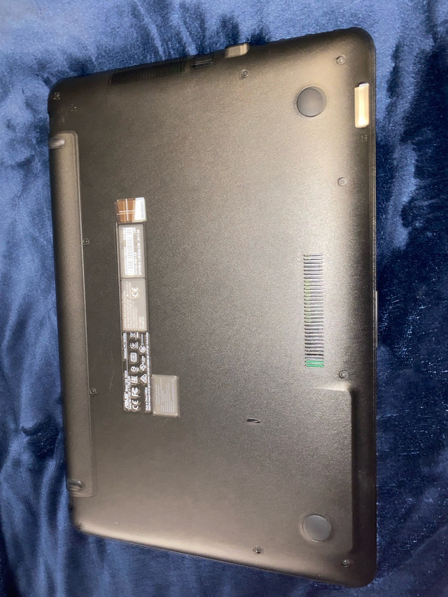 Asus Vivobook Max  in Laptops in Belleville - Image 2