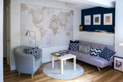 Holiday sublet available ✨ Fully furnished 1-bedroom suite (above-ground, 8ft ceilings) — Dec 8 to J...