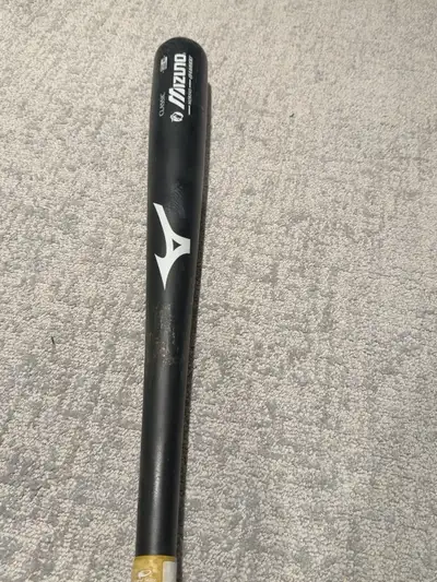 Mizuno Classic Baseball Bat Black Pre-Owned, View more