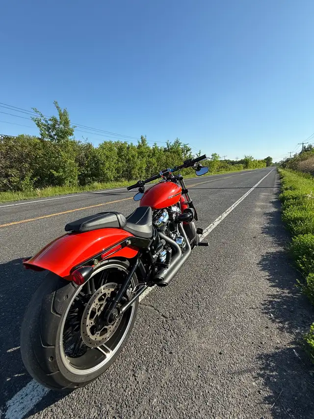 Harley Davidson Breakout 2020 in Street, Cruisers & Choppers in Longueuil / South Shore - Image 7