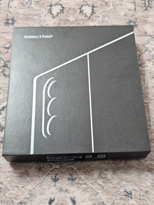Brand New Sealed Samsung Galaxy Z Fold 7 512 GB in Cell Phones in City of Toronto