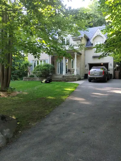 MAISON A LOUER A SAINT SAUVEUR MEUBLER OU NON MEUBLER