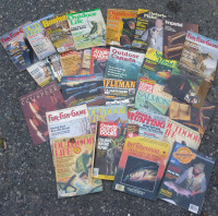 $50 Lot 29 vintage outdoors fishing hunting magazines 1975-90's