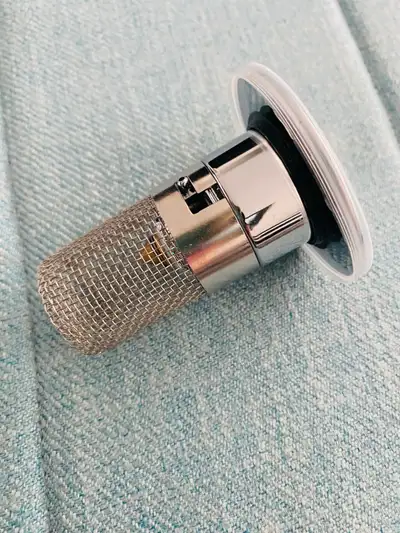 Offering a brand new pop-up stainless steel bathroom sink stopper, with removable hair catcher. It c...
