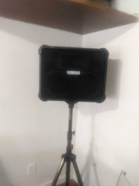 Yamaha monitors comes with adjustable 10 feet stands