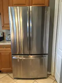 Refrigerator - GE