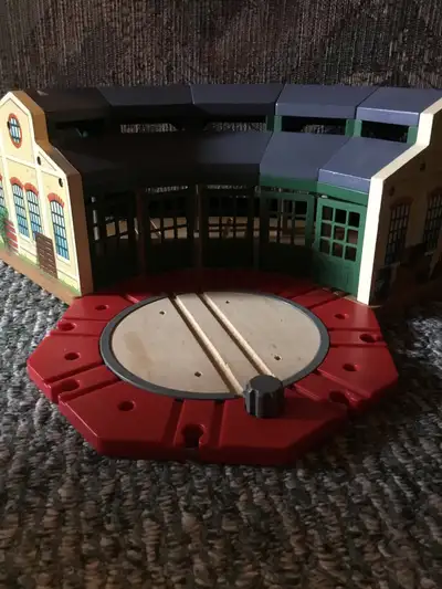 Thomas & Friends Wooden Railway Tidmouth Sheds