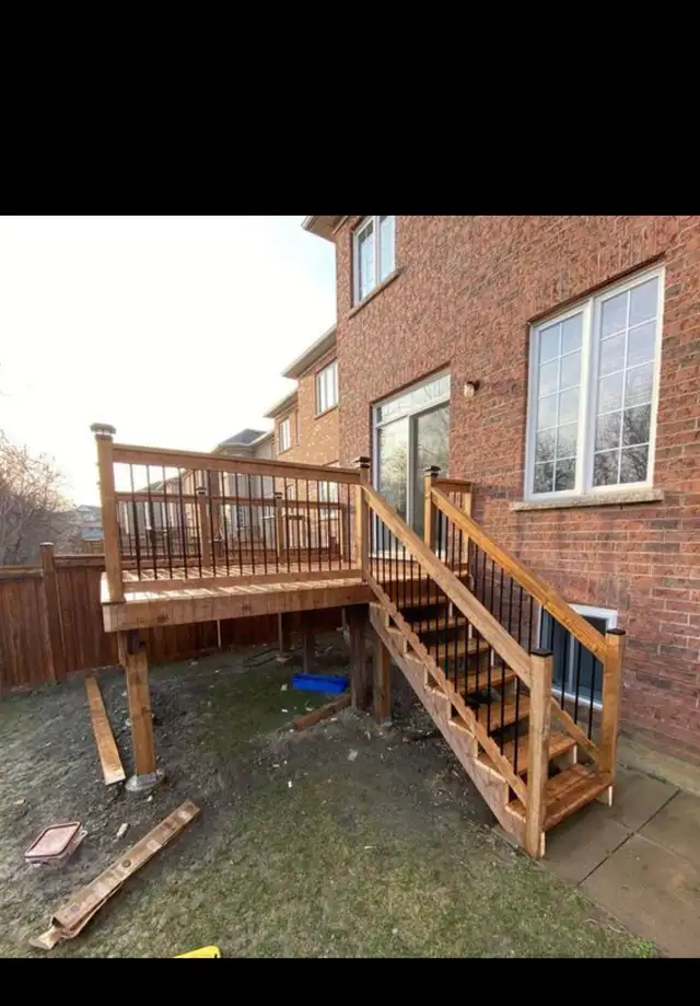  Fence and Deck553392522878658562