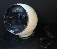 Radio Space Ball vintage model 2001