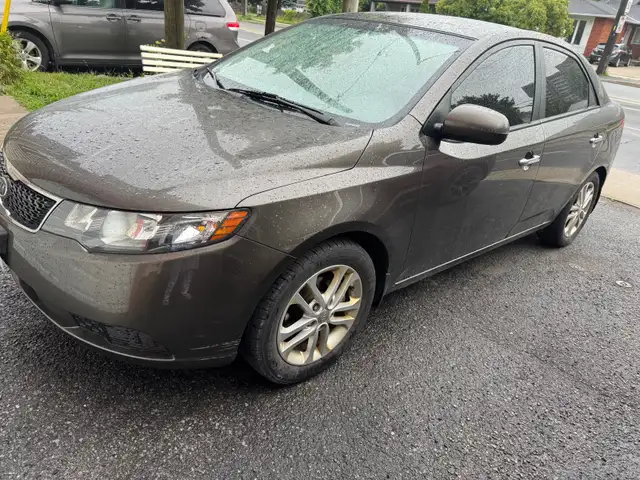 2011 KIA FORTE EX  21546 km only  in Cars & Trucks in Ottawa - Image 3