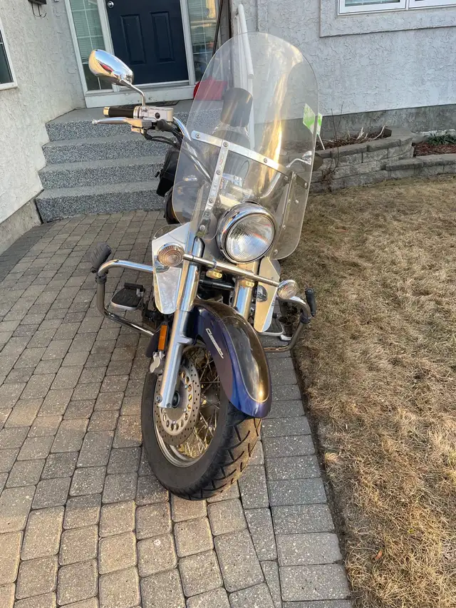 2005 Yamaha V-Star 1100 Classic in Street, Cruisers & Choppers in Saskatoon - Image 4