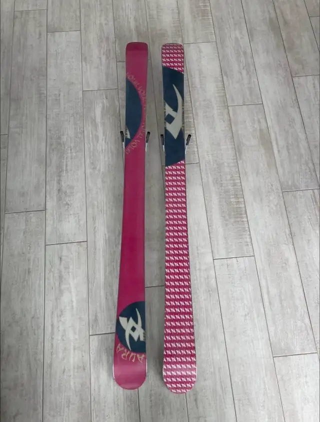 Volkl Aura Skis in Ski in North Shore - Image 7