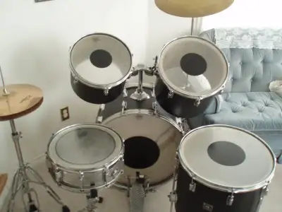 TAMA  IMPERIALSTAR  DRUM SET  -- MADE IN JAPAN, View more