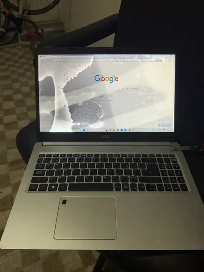 Acer Aspire Laptop- SCREEN ISSUE **, View more